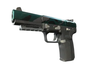 StatTrak™ Five-SeveN | Fowl Play (Battle-Scarred)